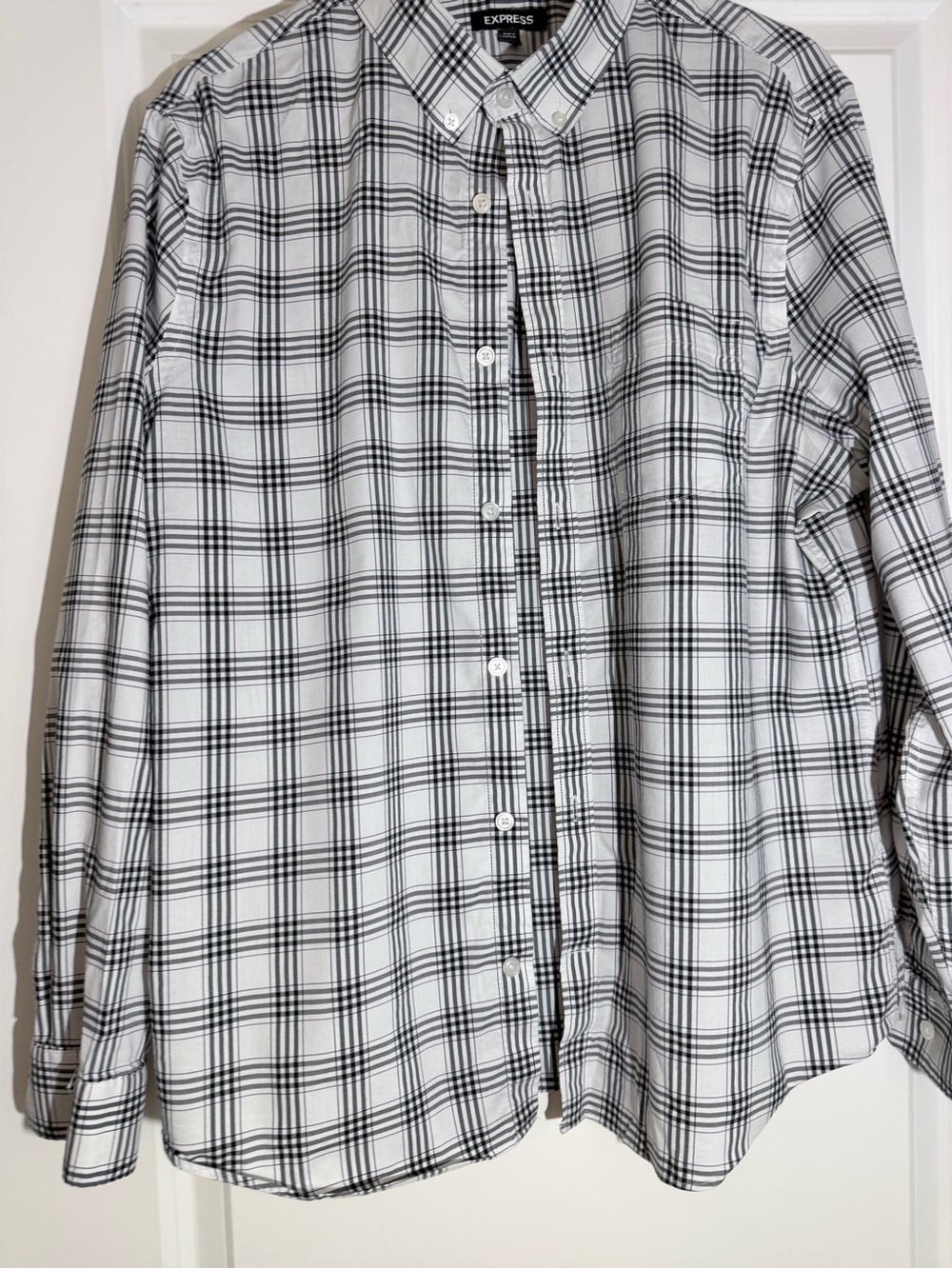 Express Black & White Plaid Button-Down Shirt